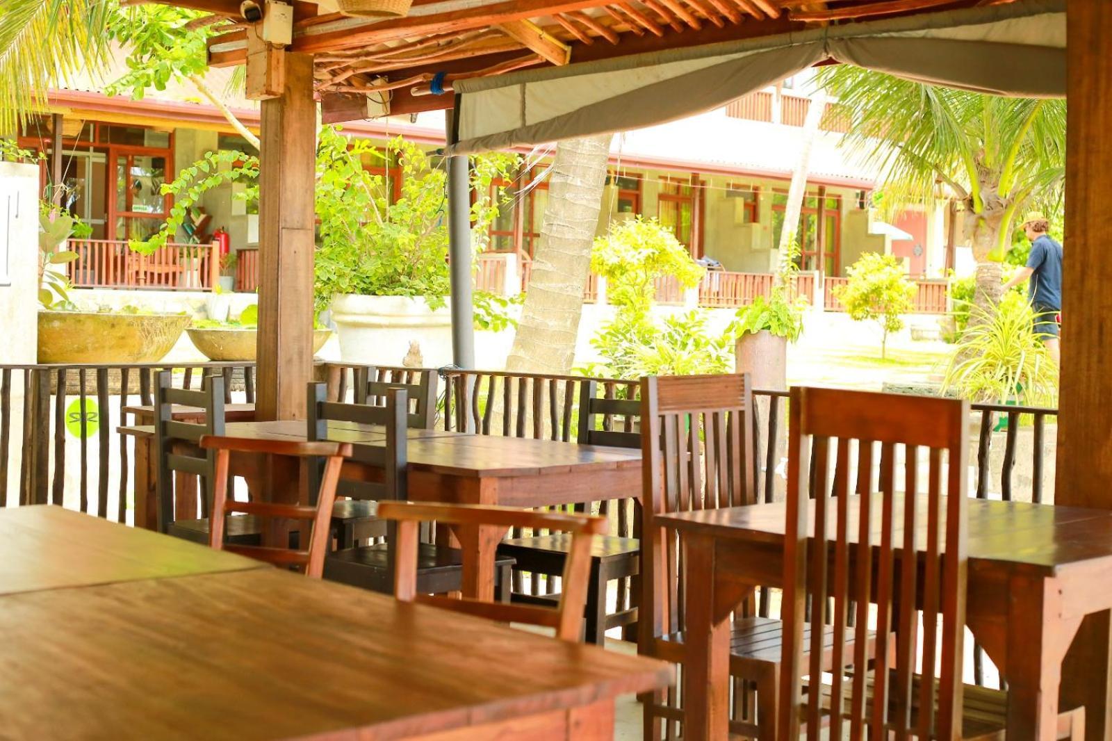 Relax Beach Resort Weligama Esterno foto
