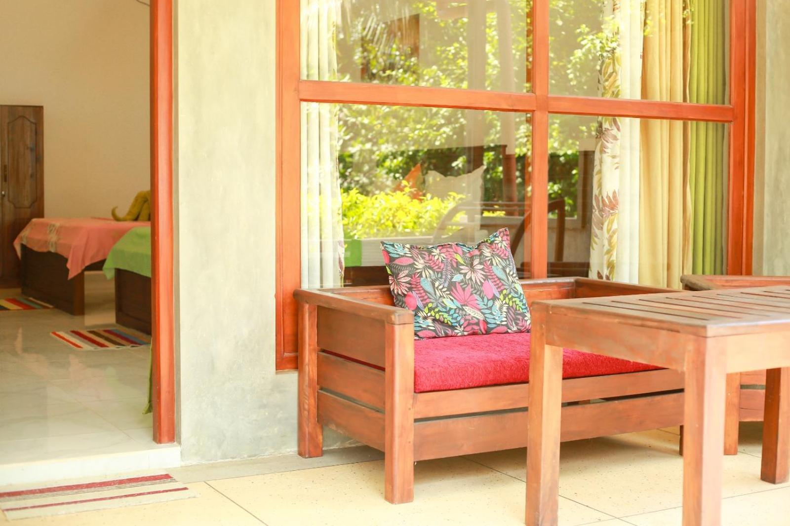 Relax Beach Resort Weligama Esterno foto